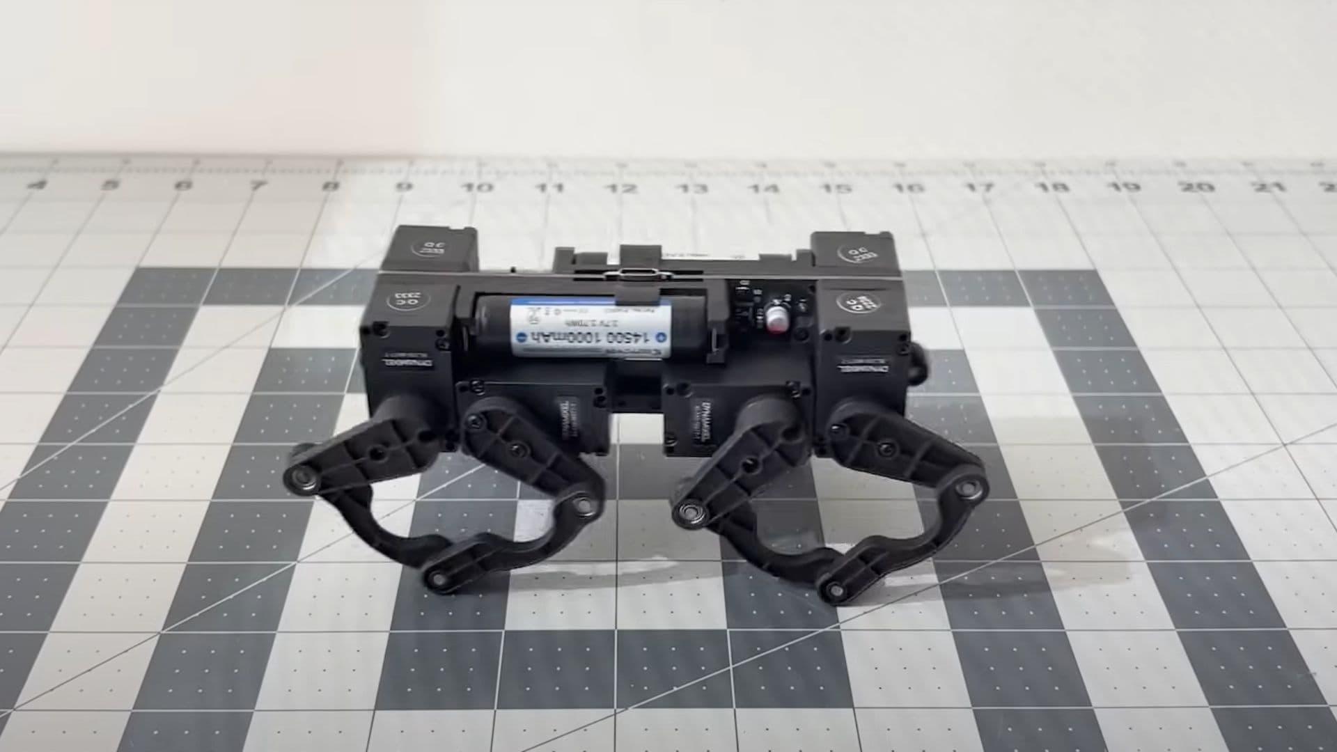 Q8bot: Palm-sized quadruped robot jumps, redefines design with no wires